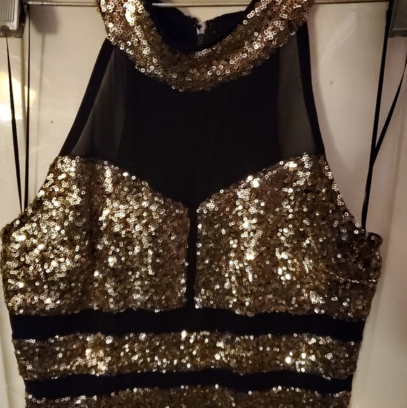 Sparkling Sequin Cocktail Dress by Guess - Picture 5 of 6